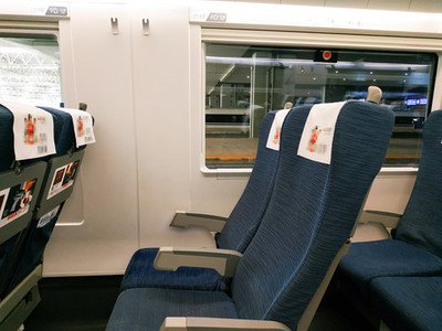動(dòng)車座椅1[1].jpg